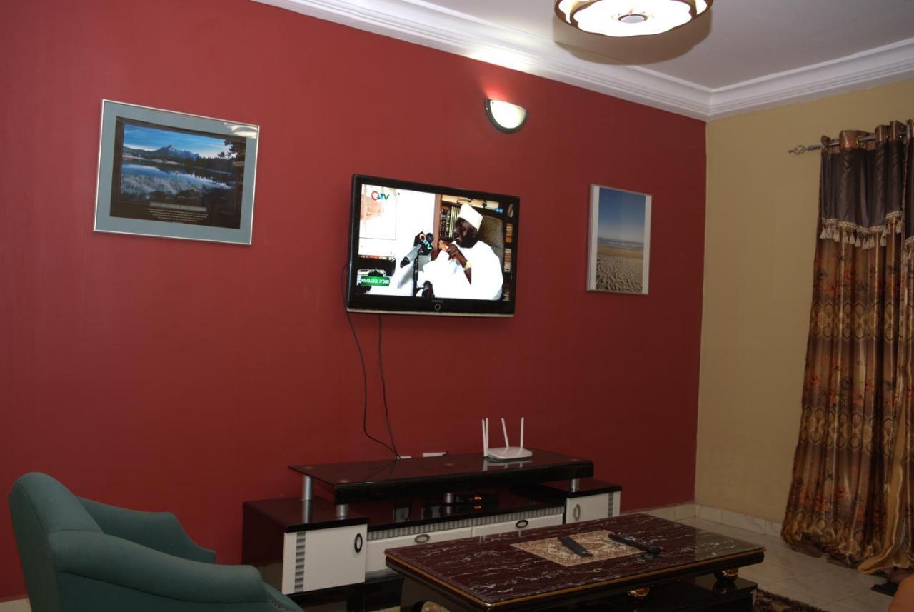 Faith And Grace Guest House Lamin Exterior photo