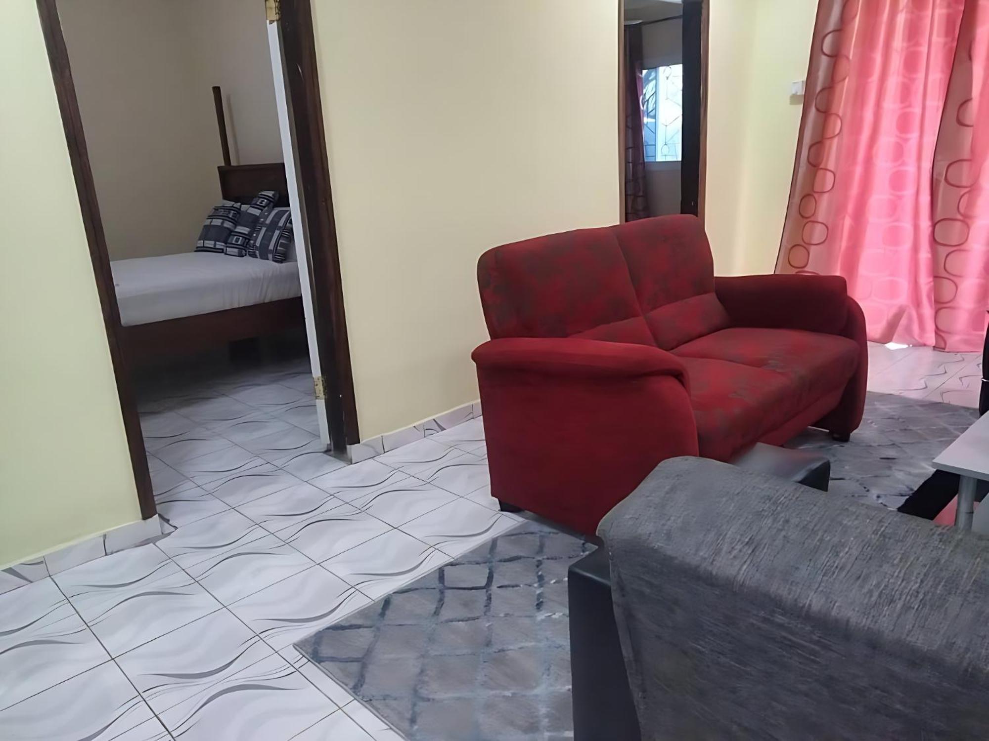 Faith And Grace Guest House Lamin Exterior photo