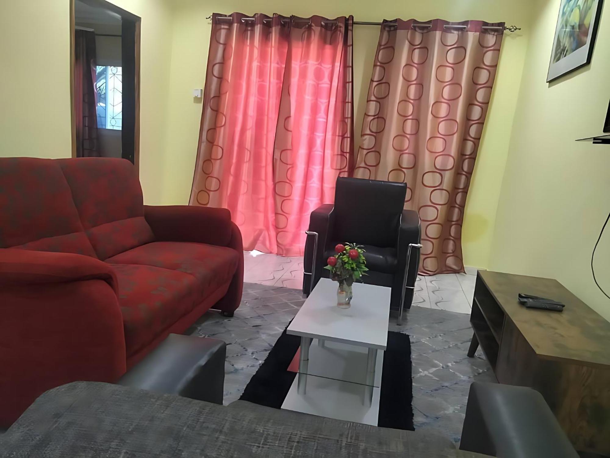 Faith And Grace Guest House Lamin Exterior photo