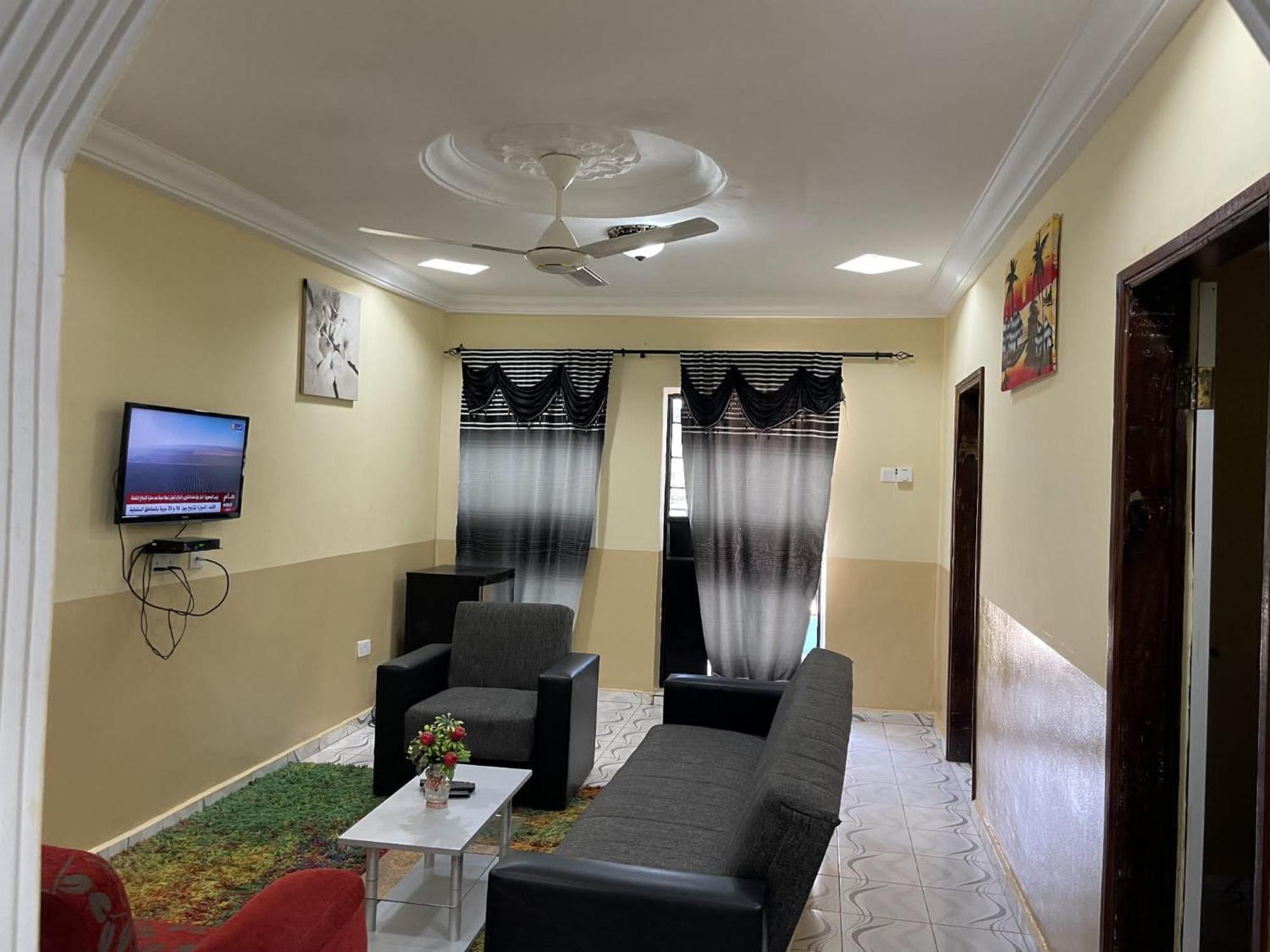 Faith And Grace Guest House Lamin Exterior photo