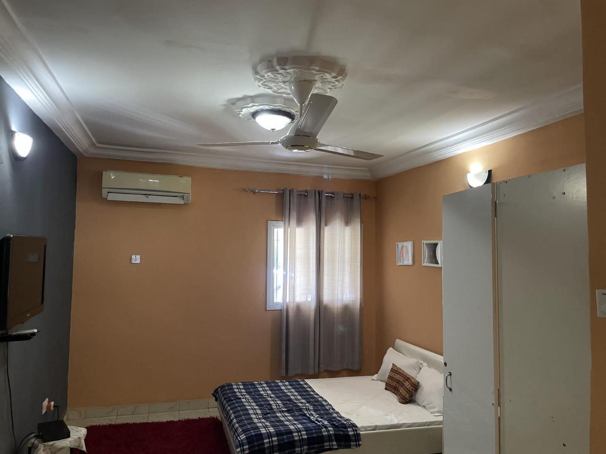 Faith And Grace Guest House Lamin Exterior photo