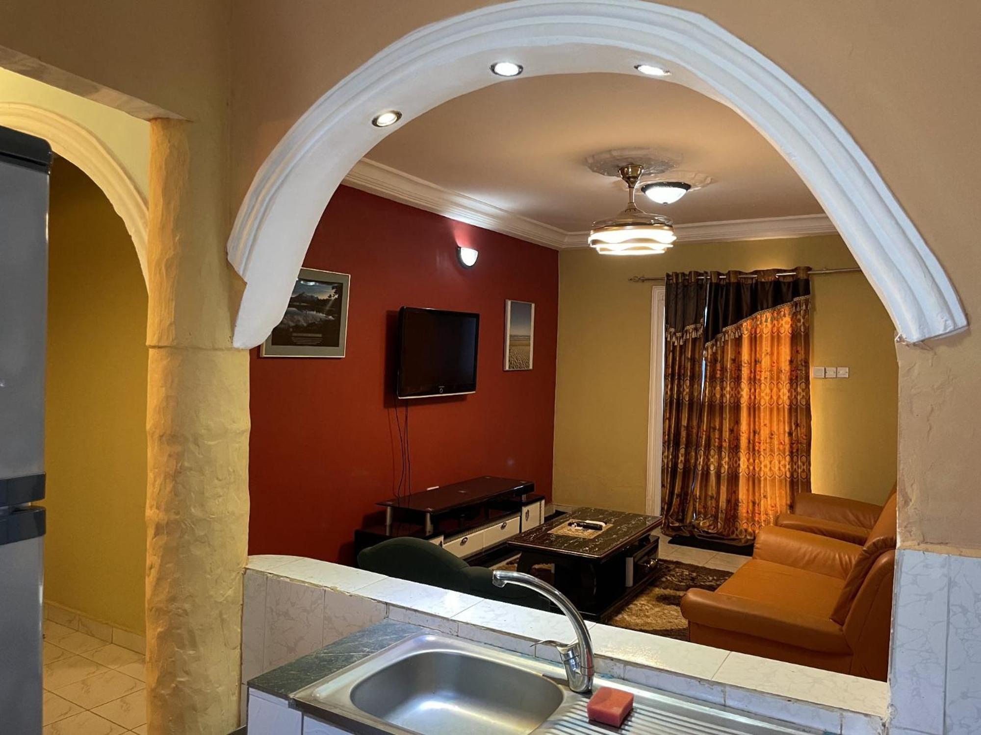 Faith And Grace Guest House Lamin Exterior photo